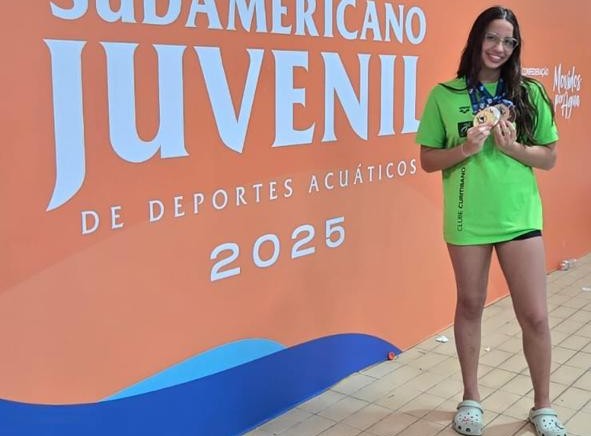 Gabriela Ferreira brilha no Sul-Americano Juvenil de Natação