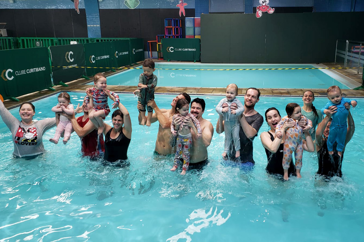 Semana da Segurança Aquática, de 10 a 15 de novembro, nas aulas de natação das turmas infantis.